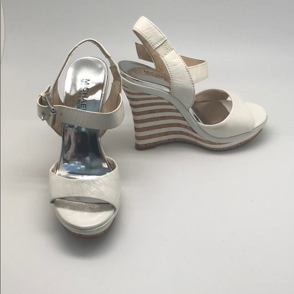 Authentic Michael Kors Wedge Sandals size 6 - Picture 6 of 8